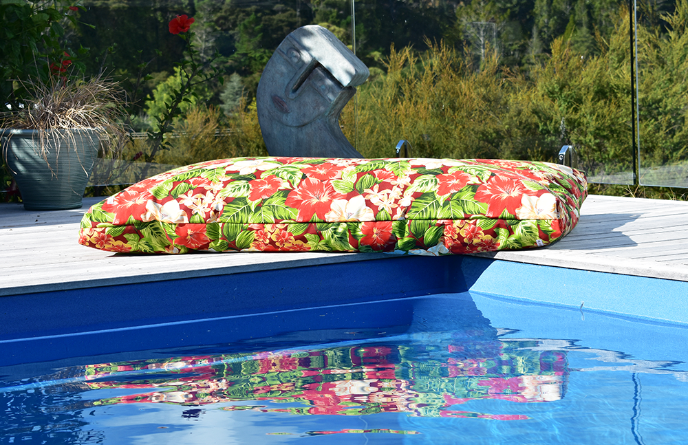 Tropical Garden  Outdoor Dog Bed